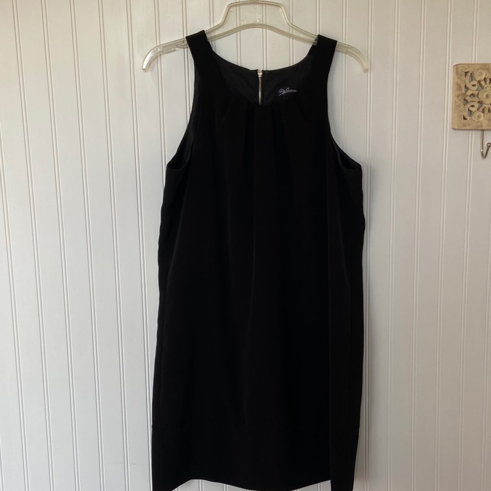 Black Sleeveless Dress